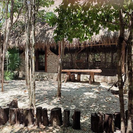 Aldea Maya-Ha Cabañas con cenotes Puerto Morelos Exterior foto